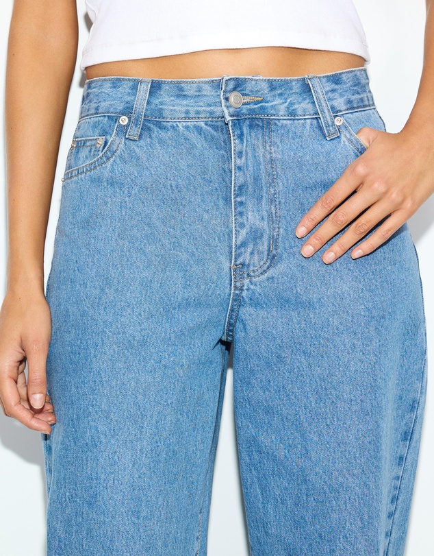 Dazie - Rio Mid Rise Straight Jeans