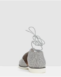 Rollie - Sidecut T-Bar Weave Shoe
