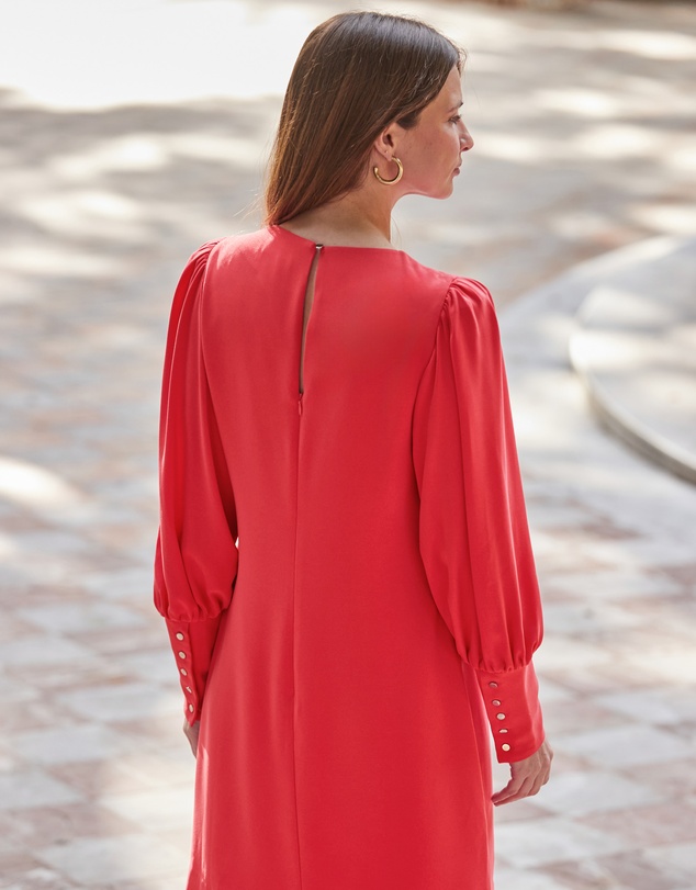 Sosandar - RING DETAIL SHIFT DRESS