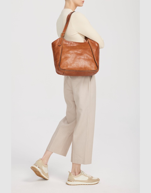 Evity - Maya Leather Buckle Tote Bag