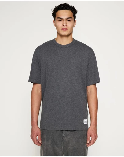 Alpha Industries - Essential Relaxed Tee