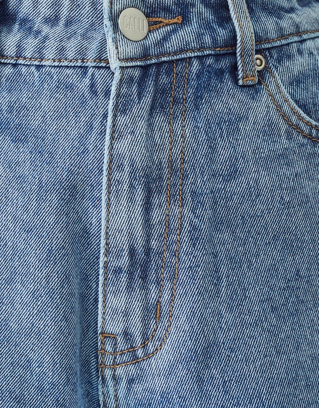 Calli - Straight Leg Jeans