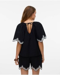 Vero Moda - Diana Embroidered Top