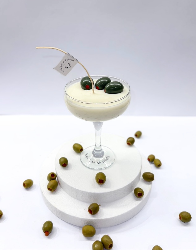 Don't Eat My Candle - Dirty Martini Cocktail Candle - Double Pour (220g)