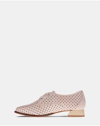 Mia Vita - Frances Oxford - Pebble