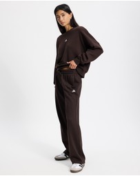 adidas Sportswear - Essentials Small Logo Feel Cozy Sweatshirt