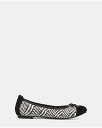 Vionic - Minna Ballet Flat - Black/White