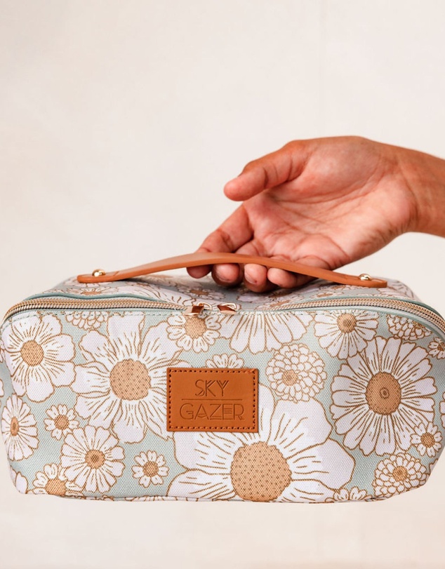 Sky Gazer - Make- Up Bag Casuarina