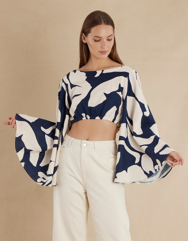 Amelius - Zaffira Linen Crop Top