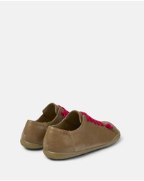 Camper - Peu Cami