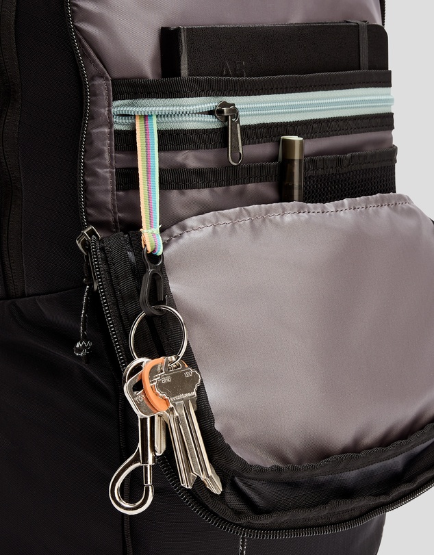 Kathmandu - Axon Everyday Backpack - 25L