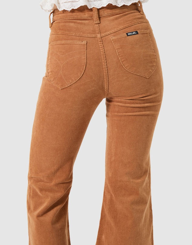 Rolla's - Eastcoast Flare Jean - Caramel Cord