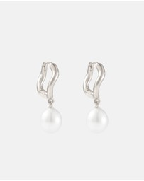 Kirstin Ash - Maris Pearl Hoops