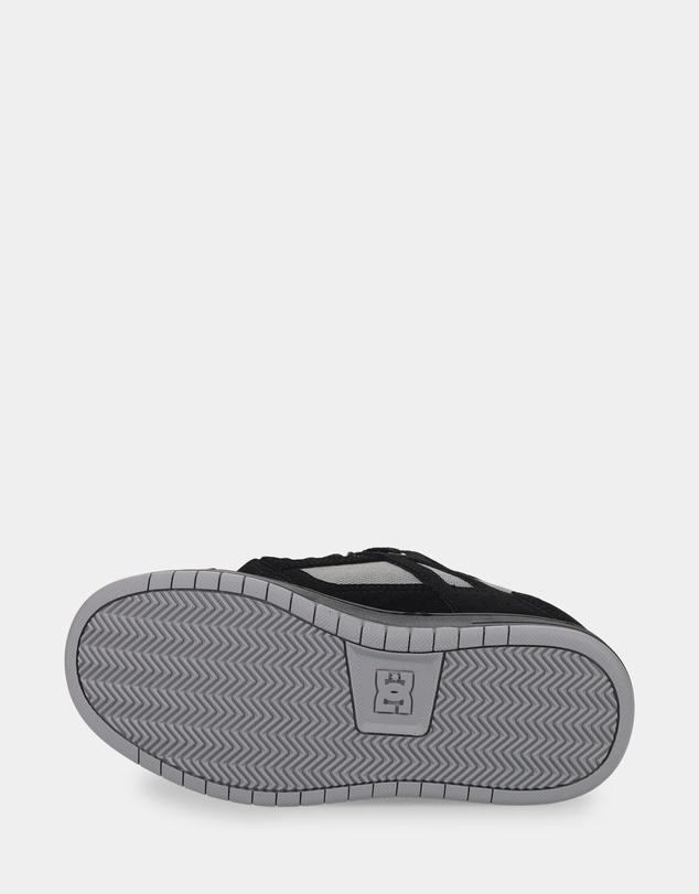 DC Shoes - Boys 8 to 16 Stag Youth Sneakers