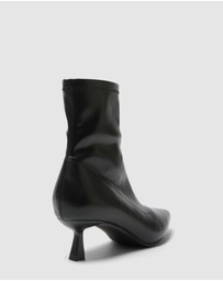 SPURR - Hallie - ONLINE EXCLUSIVE