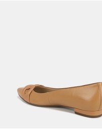 Vionic - Arielle Flat - Camel
