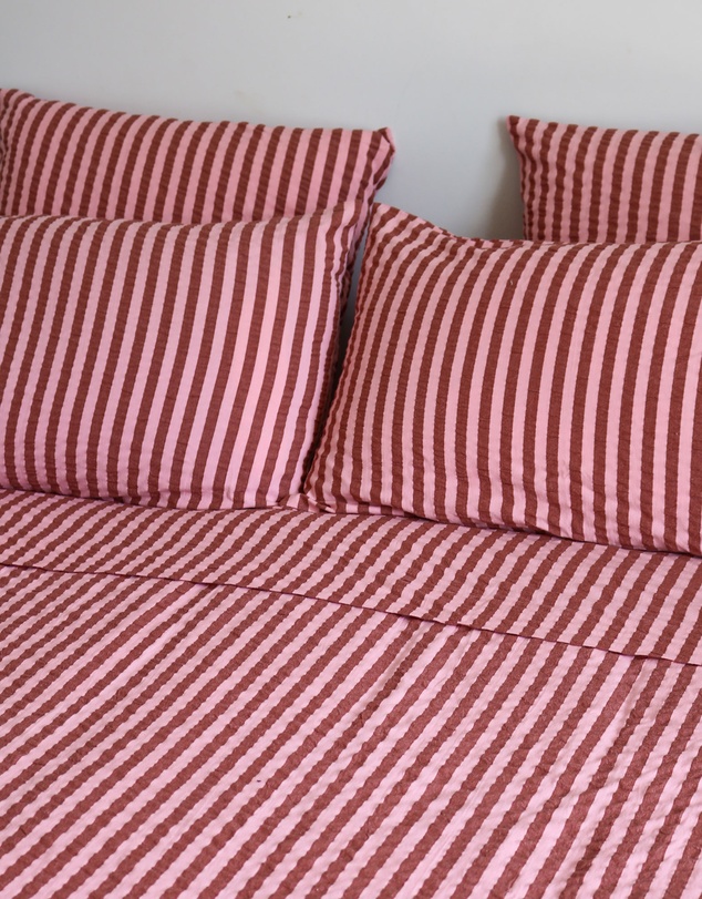 Mosey Me - Sundae Seersucker Standard Pillowcase Set