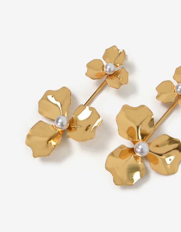 Forcast - Magnolia Bold Floral Earrings