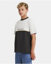 Billabong - Boys 8 to 16 Spec Legacy OG T-Shirt