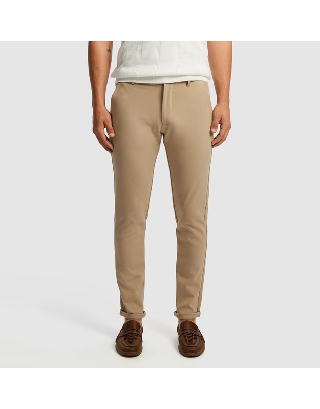 yd. - Energy Hyper Stretch Skinny Chino