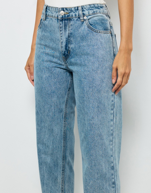 AERE - Mid Rise Slim Leg Jeans