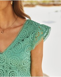 Sosandar - Luxe Crochet Shift Dress