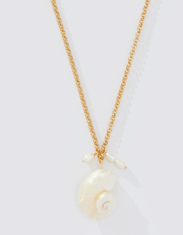 8 Other Reasons - Conch Necklace