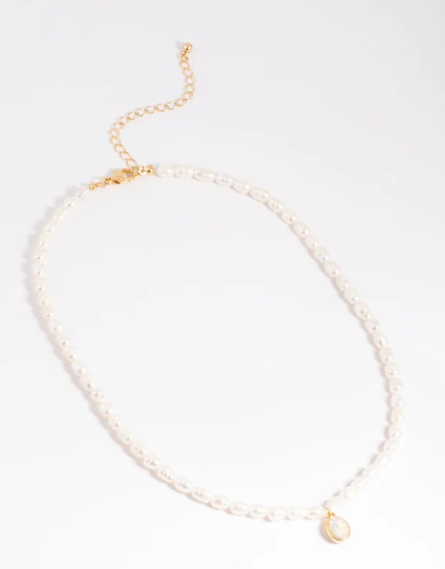 Lovisa - Gold Plated Freshwater Pearl Oval Drop Necklace