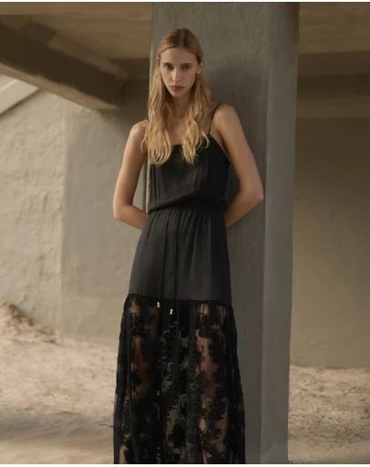 KIVARI - Blair Lace Maxi Dress