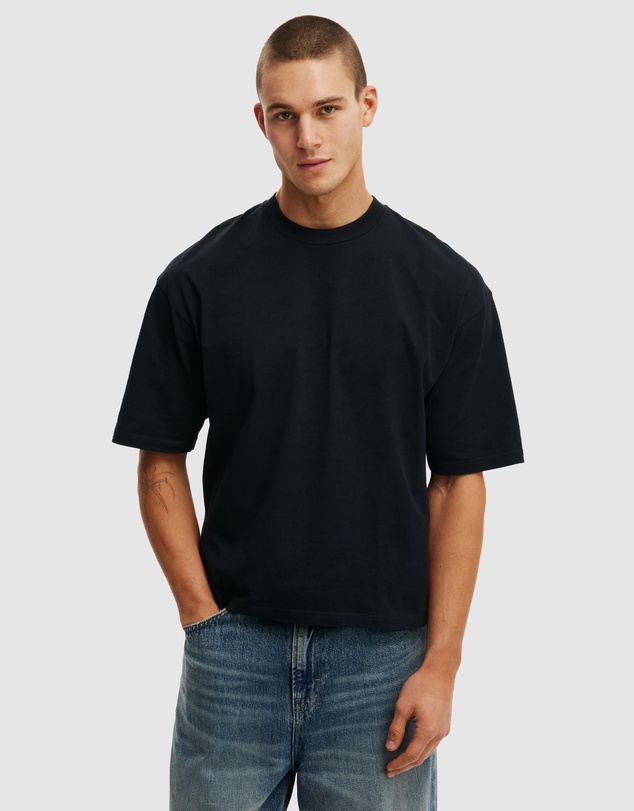 Cotton On - Cropped Fit T-Shirt