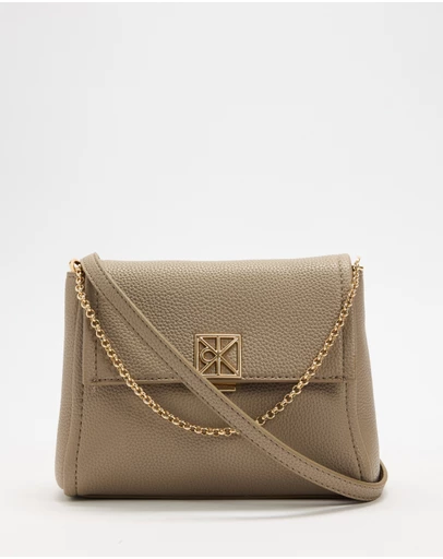 Calvin Klein - Emblem HW Pebble Crossbody 20