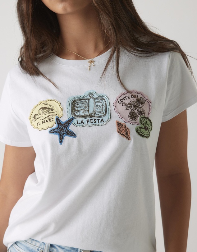 Decjuba Kids - Beach Stamp Embellished Tee - Teens
