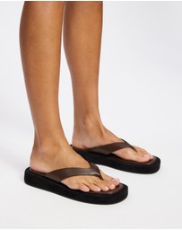 Dazie - Phoenix Chunky Thongs
