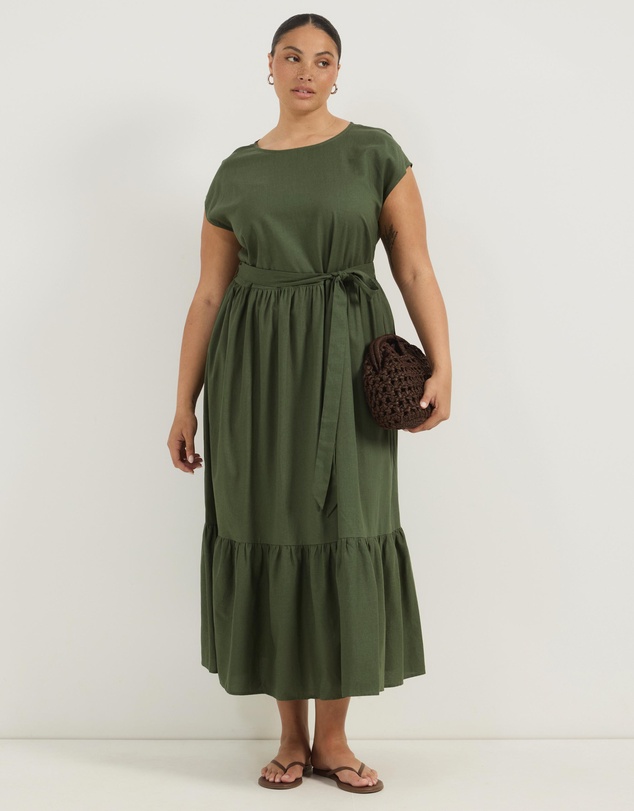Atmos&Here Curvy - Marnie Linen Blend Maxi Dress With Flutter Sleeve And Tie