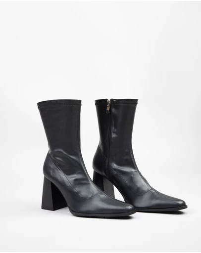 RAID - Whisper Block heeled ankle boots in black