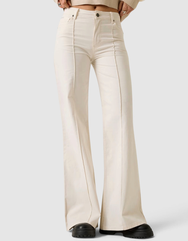GUESS Jeans - GUESS JEANS Eco High Rise Flare Jeans