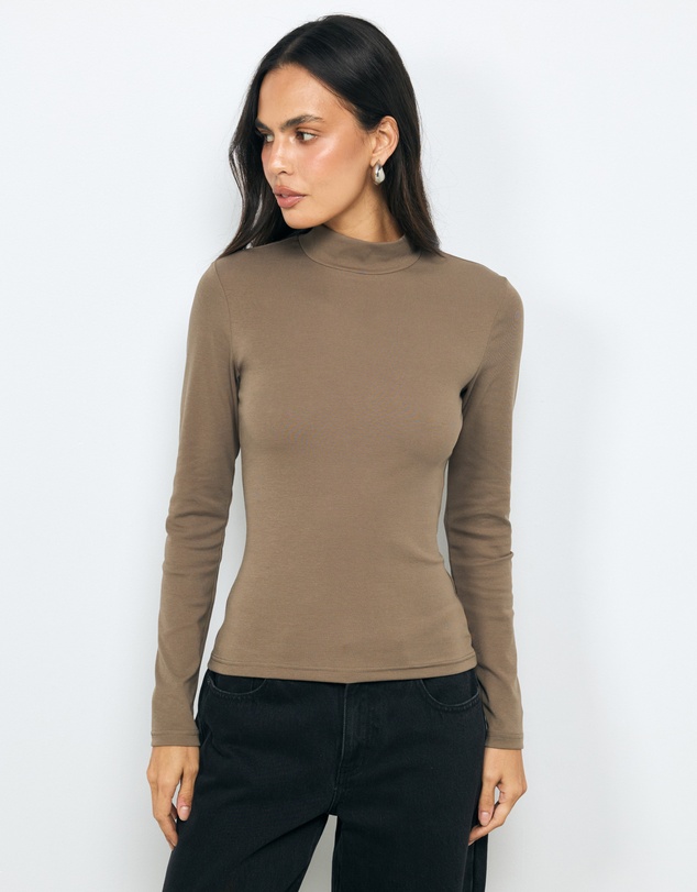AERE - Mock Neck T-Shirt