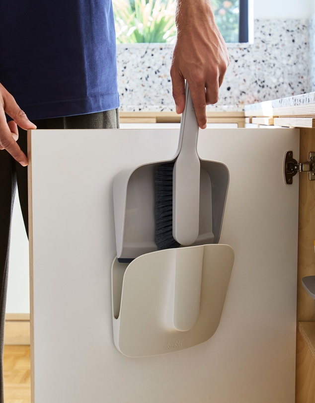 Joseph Joseph - CleanTech™ Wall-Mounted Dustpan & Brush