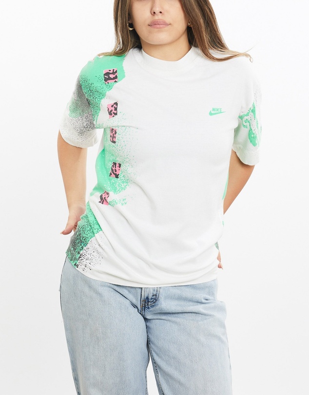 Vintage by The Real Deal - Pre Loved - Vintage 90s Nike Tee