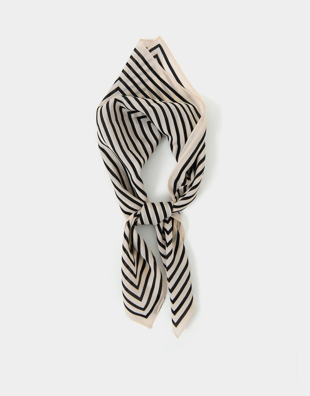 Forcast - Janessa Silk Scarf
