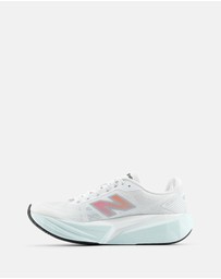 New Balance - FuelCell Rebel v5 (Wide Fit) - Women's
