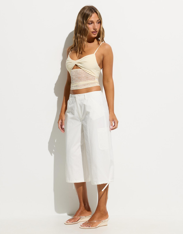 Dazie - Cara Low Rise Cargo Capris