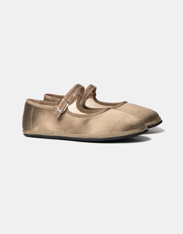 La Tribe - Sofia Flats