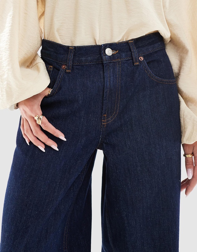 TOPSHOP - Cinch Low Rise Relaxed Jeans