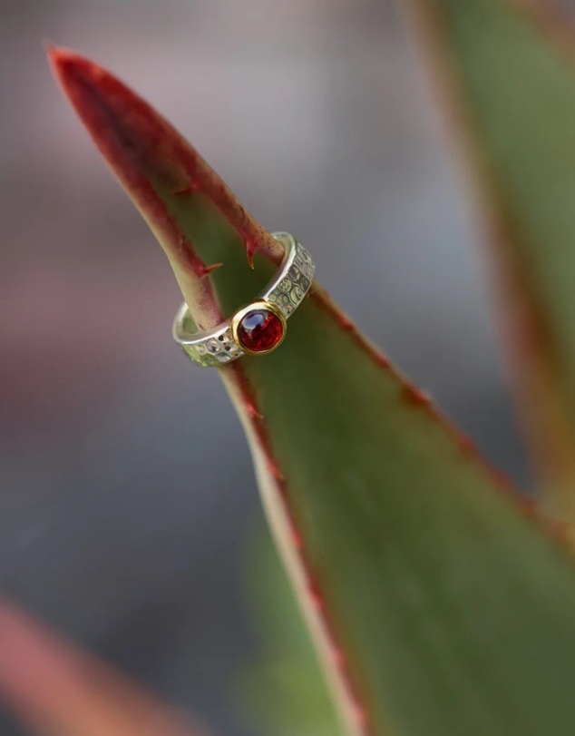 Najo - Solace 2-Tone Garnet Ring