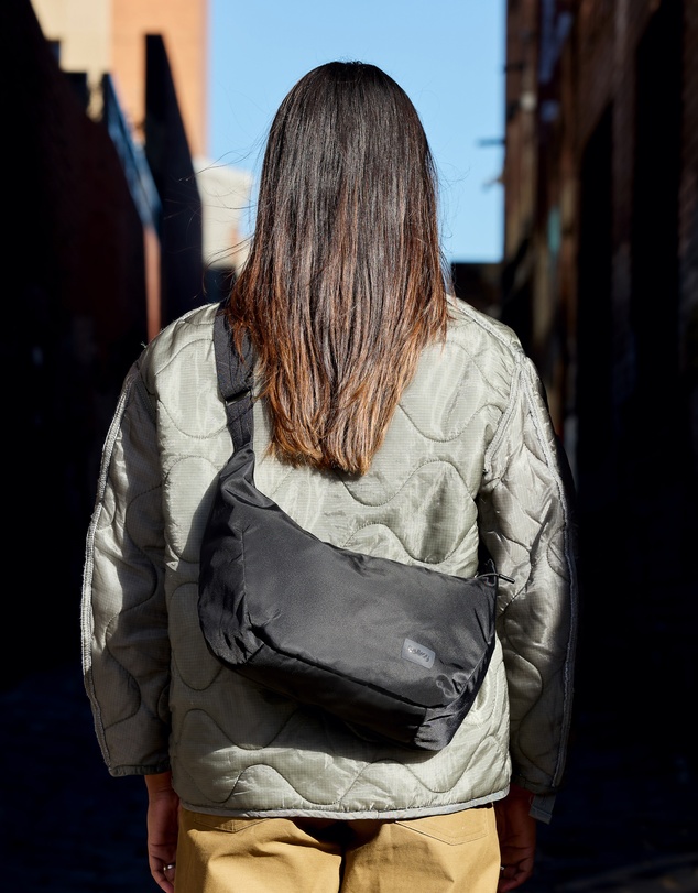 Bellroy - Laneway Crescent Bag 7L