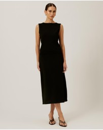Tussah - Boat Neck Sleeveless Knit Top