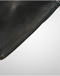 DENTS - Unlined Leather Driving Gloves worn by Daniel Craig in Black