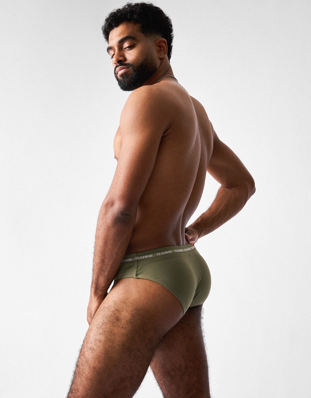 TEAMM8 - Ultra Swim Brief