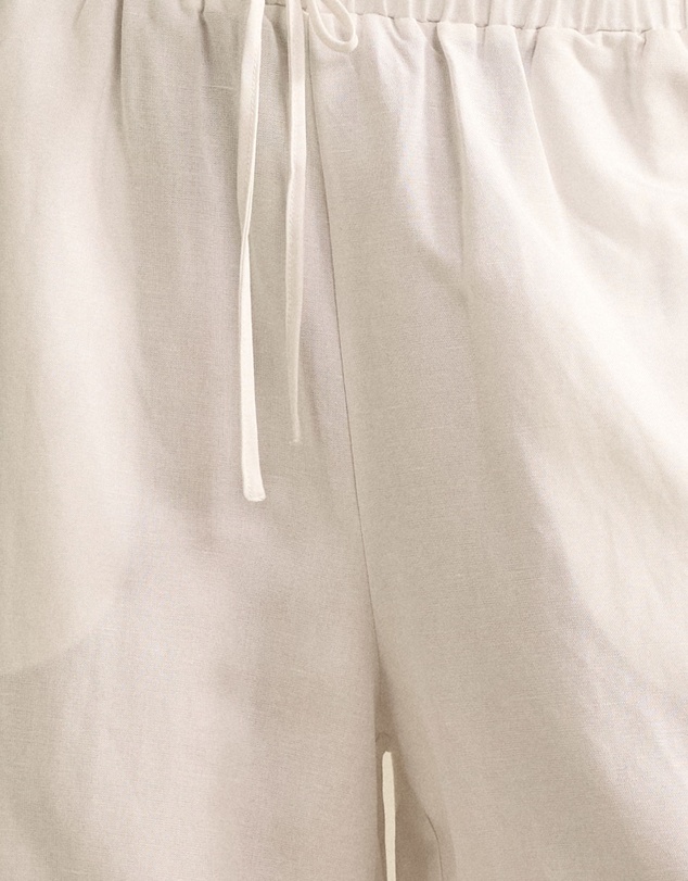 MVN - Long Linen Shorts